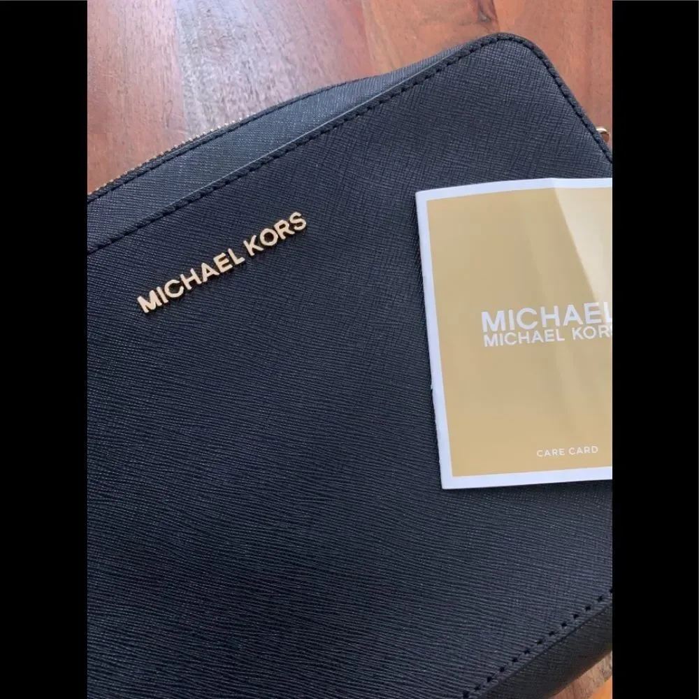 Michael Kors Crossbody Bag